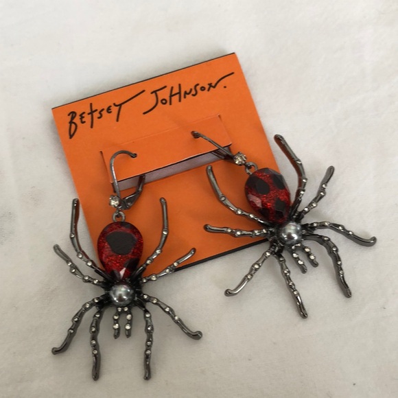 Betsey Johnson Hematite Tone Glampire Spider Drop Earrings Crystal Accents NWT - Picture 4 of 14